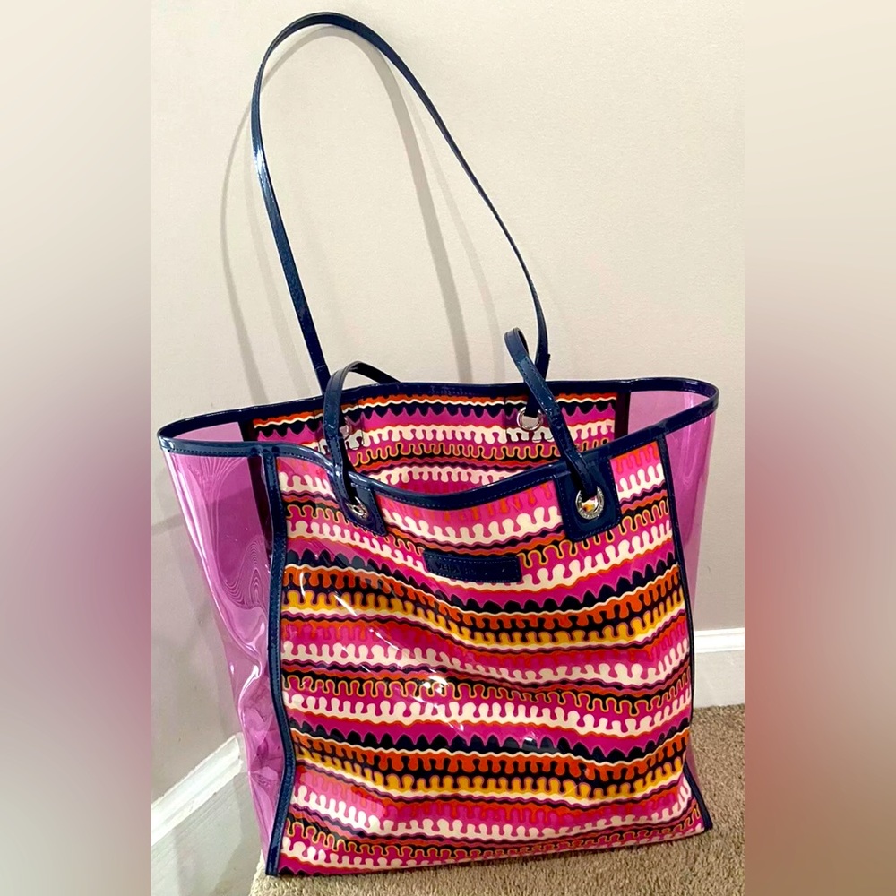 Vera Bradley Summer Clearly Colorful Large Beach Tote Bag in Rio Squiggle Print